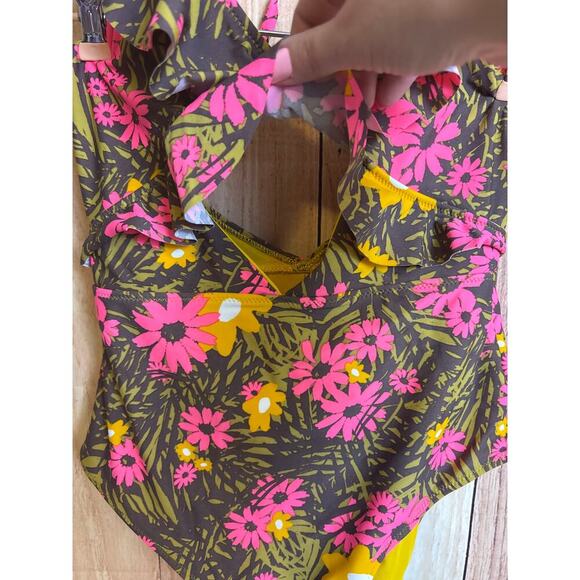 Aerie Tropical Floral Full Coverage One-Piece SwimSuit Women's Size M - Picture 4 of 7